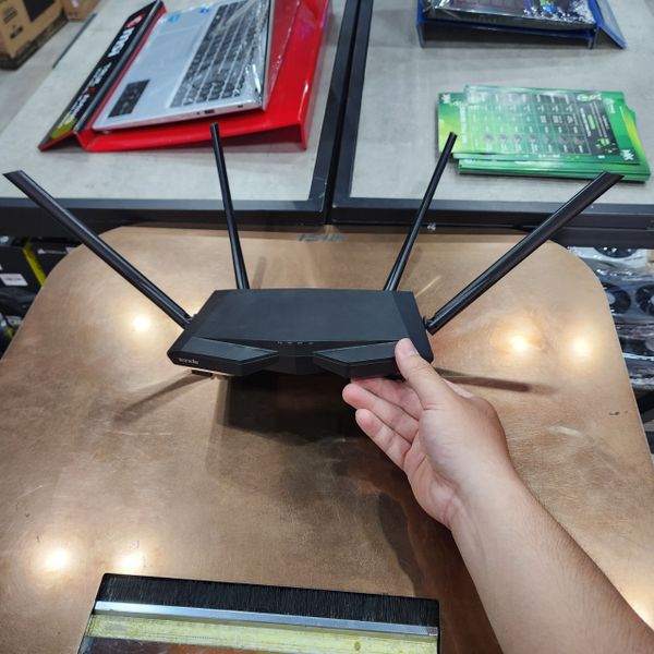 BỘ PHÁT WIFI TENDA AC6 - CHUẨN AC 1200Mbps | BĂNG TẦN KÉP | 4 ANTEN - 2ND BHH 02/2026
