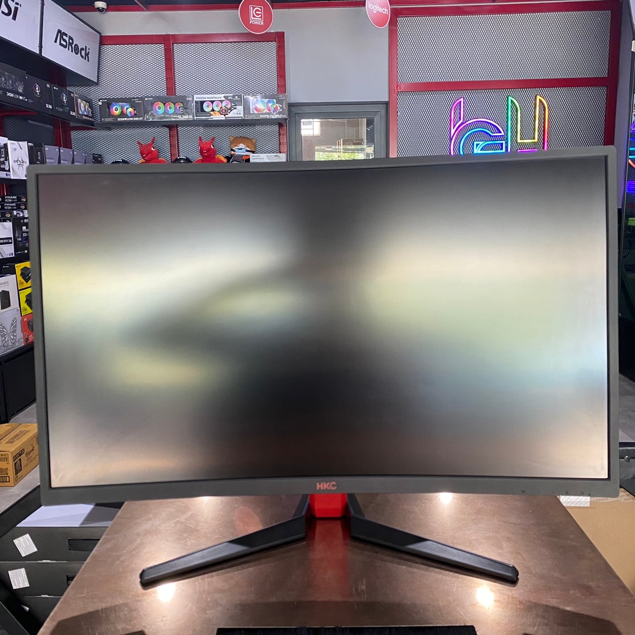 HKC NB27C2 27インチ 湾曲モニター 144hz 144Hz対応の27型湾曲