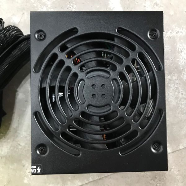 NGUỒN Corsair 550W CX550 RGB Black 80 Plus Bronze BH 1 THÁNG