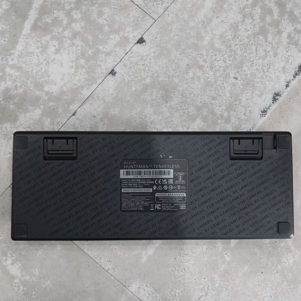 Bàn Phím Cơ TKL Razer Huntsman V2 Tenkeyless FB LIKE NEW BH 1 THÁNG