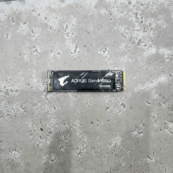 SSD Giga Aorus 500GB PCIe Gen4 x4 NVMe M.2 GP-AG4500G BH 1 THÁNG