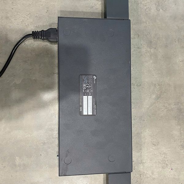 SWITCH TP-Link 24 PORT GIGABIT EASY SMART TL-SG1024DE 10/100/1000Mbps BH 1 THÁNG