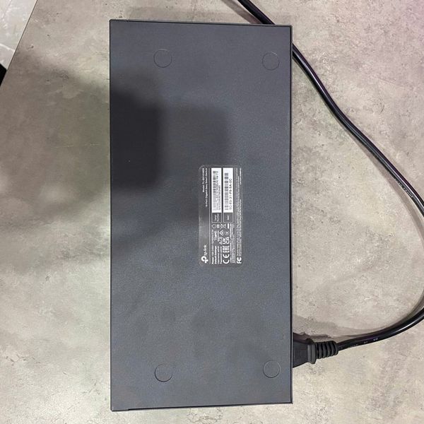 Switch TP-Link TL-SG1016DE (Gigabit (1000Mbps)/ 16 Cổng/ Smart Switch/ Vỏ Thép) BH 1 THÁNG