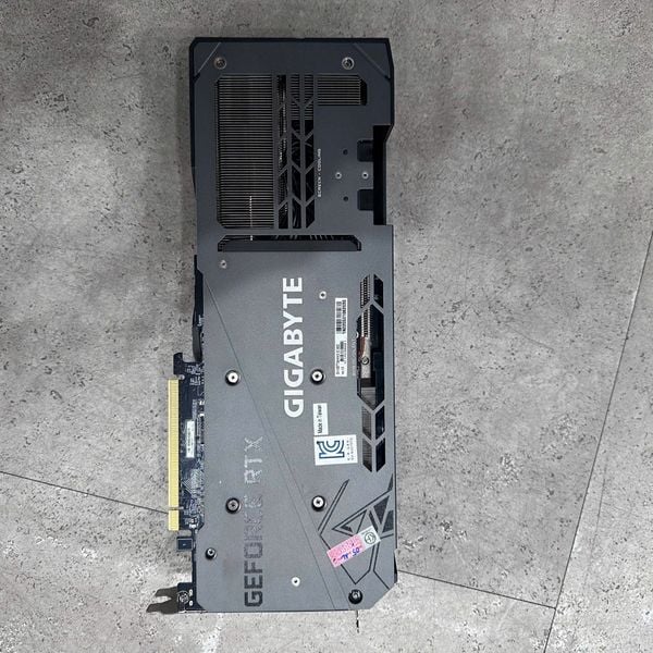 VGA GIGA RTX 3070 Ti GAMING 3 FAN BH MTBH 12 THÁNG