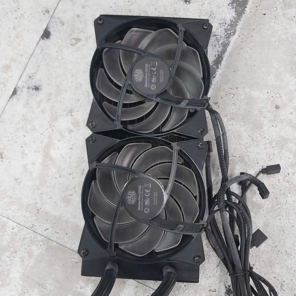 TẢN NHIỆT CPU COOLER MASTER - MASTER LIQUID LITE 240 AIO 2ND BH 1 THÁNG