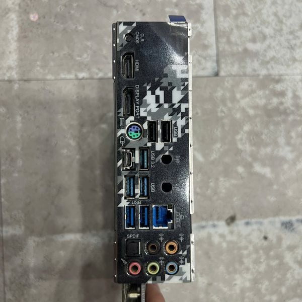 MAIN ASROCK B550M STEEL LEGEND BH 1 THÁNG