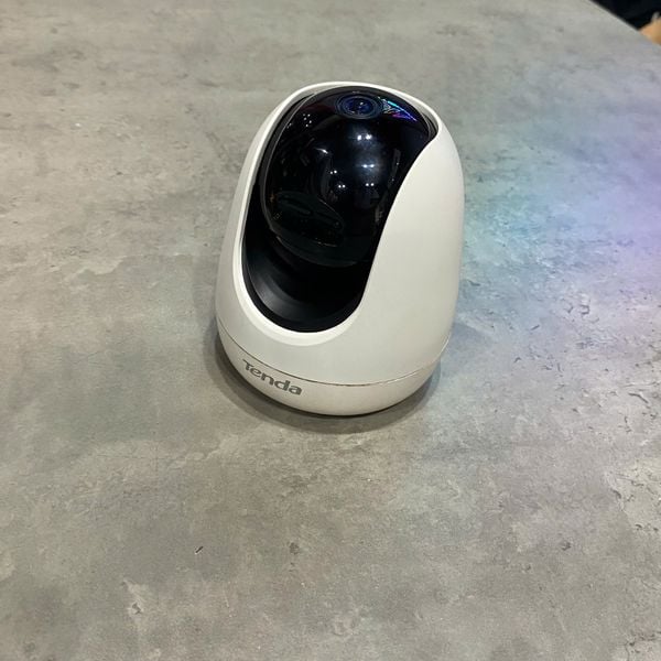Camera Wifi Tenda CP6 2K 360° + thẻ nhơ 16g 2nd HBH
