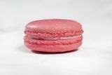 Macaron Red Fruits