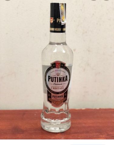  Rượu Putinka 