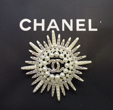  Cài Áo Chanel Mặt Trời 