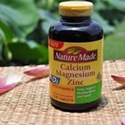  Viên Uống Bổ Sung Canxi Magie Kẽm Nature Made 300 viên 