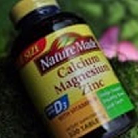  Viên Uống Bổ Sung Canxi Magie Kẽm Nature Made 300 viên 