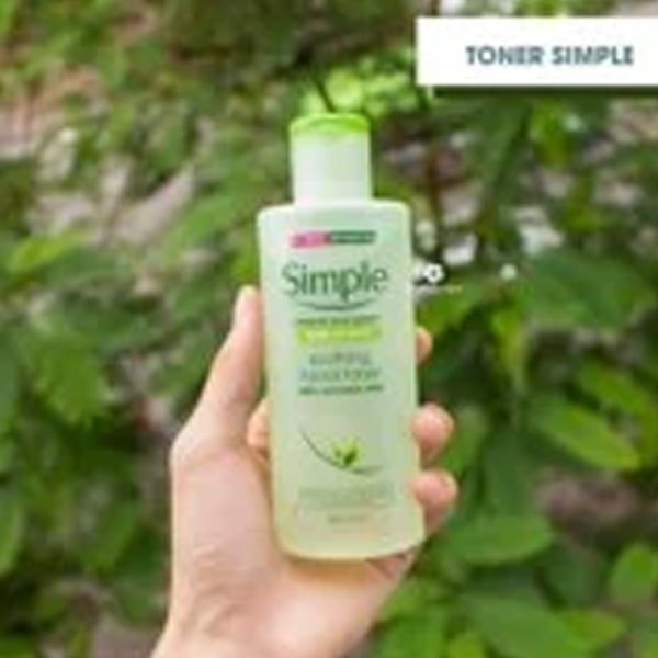 Nước Hoa Hồng Simple Kind To Skin Soothing Facial Toner