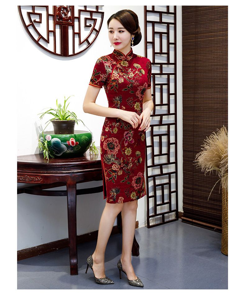 Sườn Xám Thun Lỡ Hoa Cúc