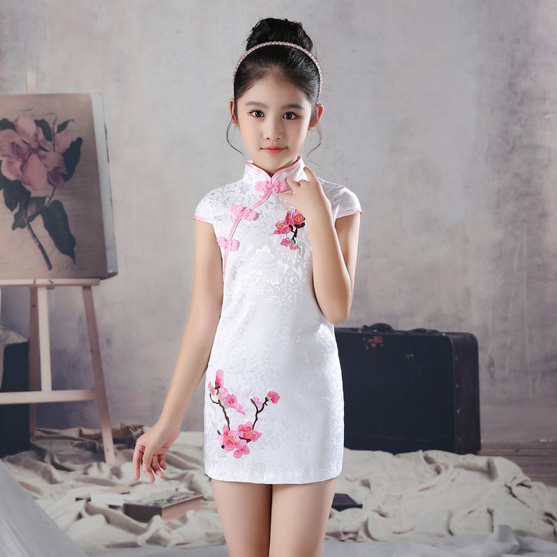 Sườn Xám Gấm Bé Thêu Hoa Tuyết Liên