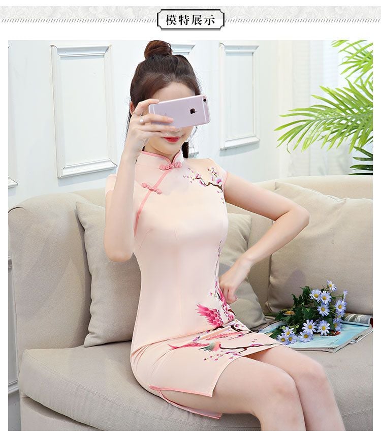 Sườn Xám Lụa Ngắn Hồng Hạc
