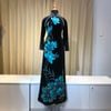 Áo Dài Nhung Vẽ Hoa Sen Kết Tủa