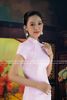 Sườn Xám Gấm Viền Ren Tà Xéo
