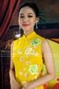 Sườn Xám Lụa Đặt Biệt Thêu Hoa Vàng Nghệ