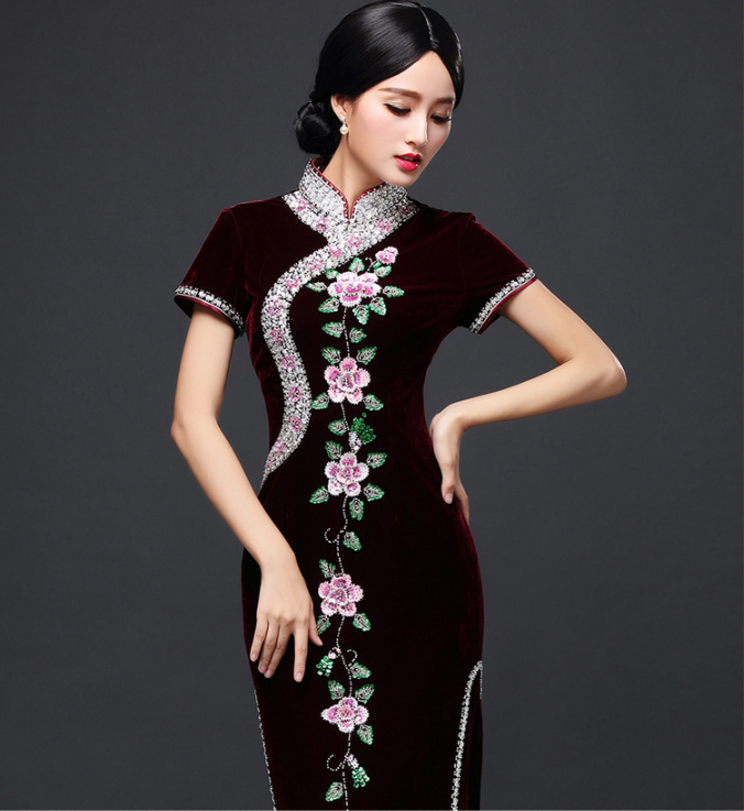 Sườn Xám Nhung Cườm Hò