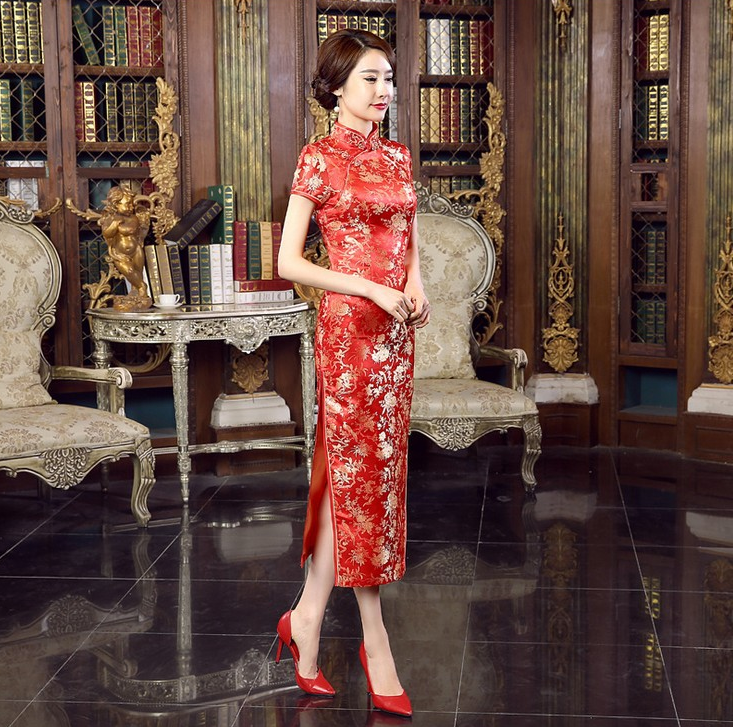 Sườn Xám gấm đỏ dài