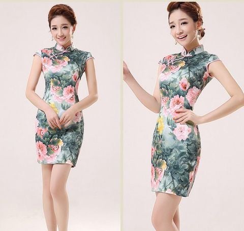 Sườn xám gấm ngắn