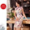 Sườn xám lụa qua gối viền tím