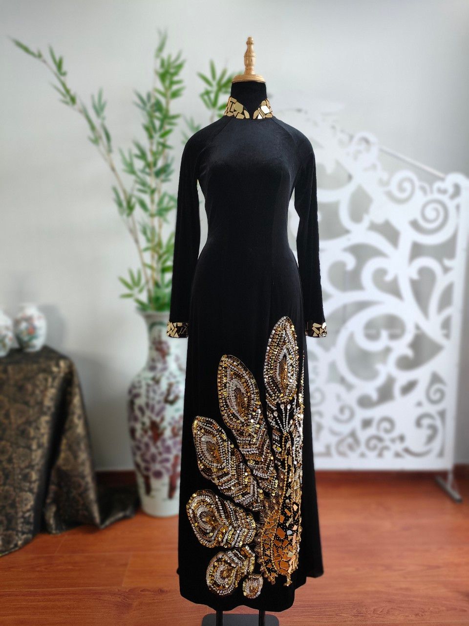 Áo Dài Nhung Cao Cấp Vẽ Công Kết