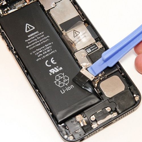 Thay Pin iPhone 5S lấy liền