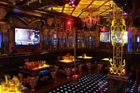 Karaoke 36 - 36 Bùi Thị Xuân