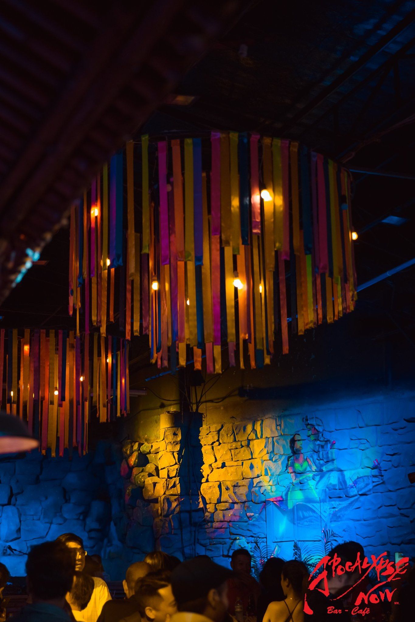 Apocalypse Now Sai Gon - 2F Thi Sách