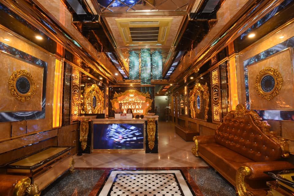 Karaoke Luxury Hà Thành - 668 Kim Giang