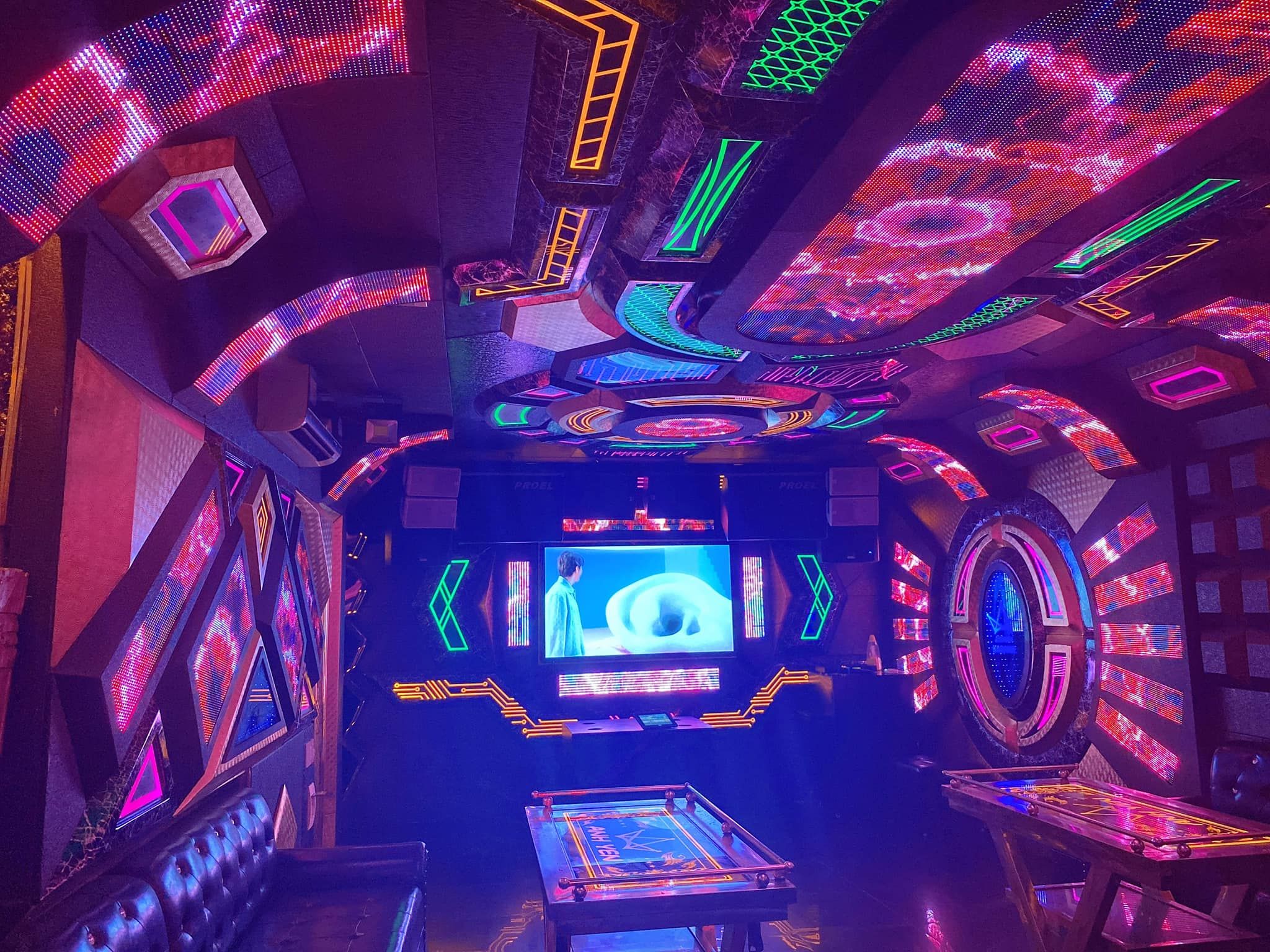 Karaoke Suka - Ngõ 17 Quốc Hương