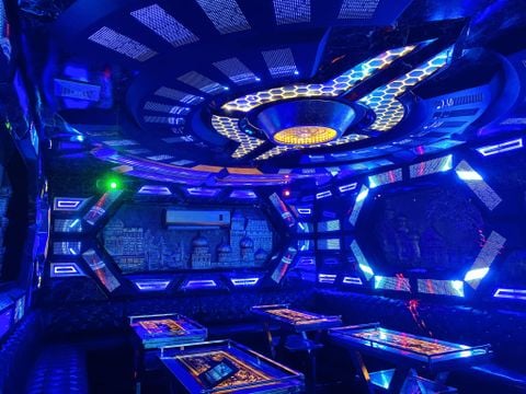 Karaoke Anh Yến - 6 Máy Tơ
