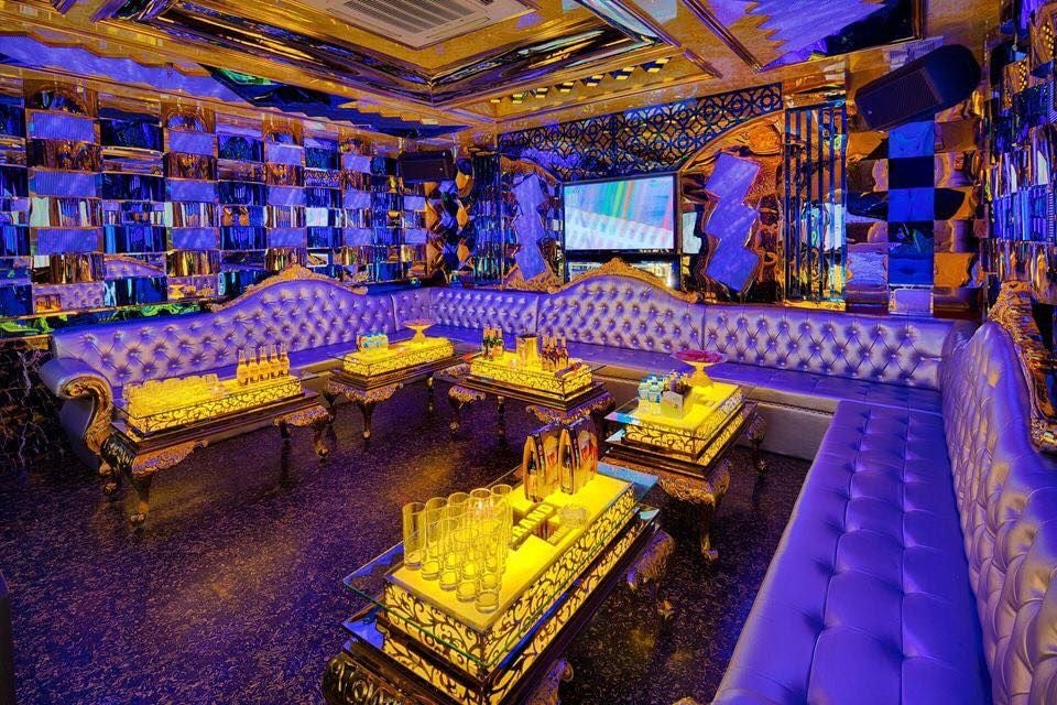 Karaoke Grand - 300 Xã Đàn