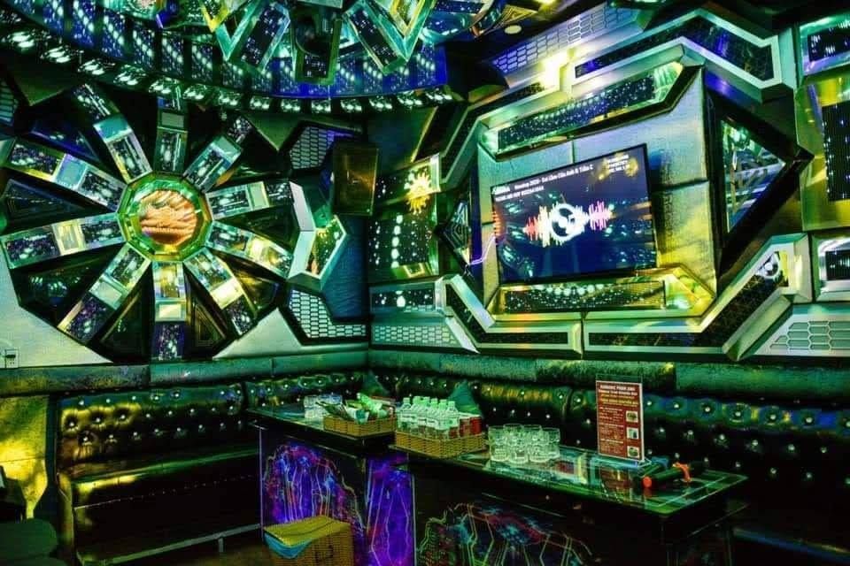 Karaoke Angel - 249 - 251 Phan Anh