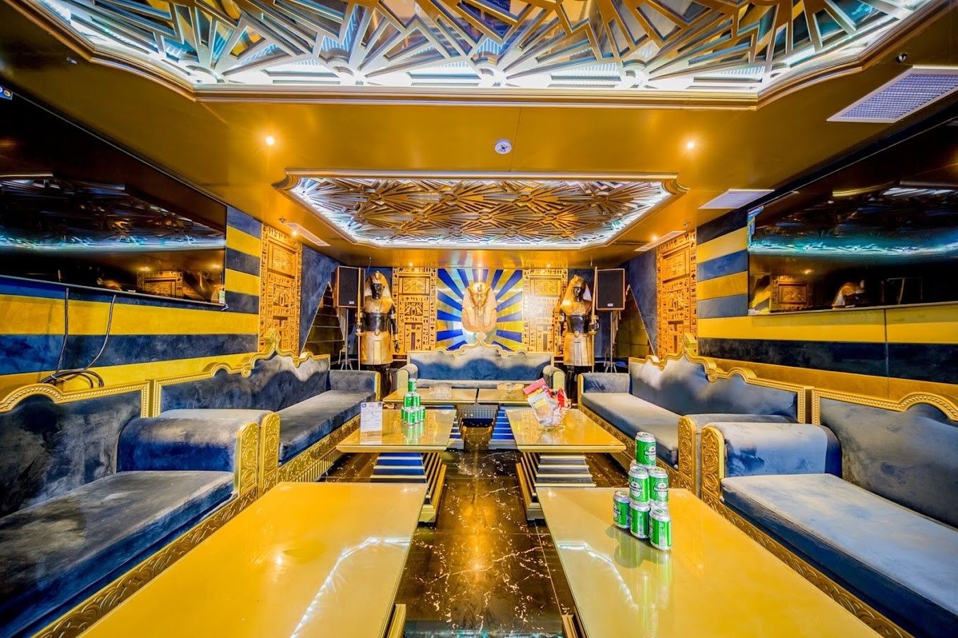 Karaoke Quốc Tế - 9 Nguyễn Thiện Thuật