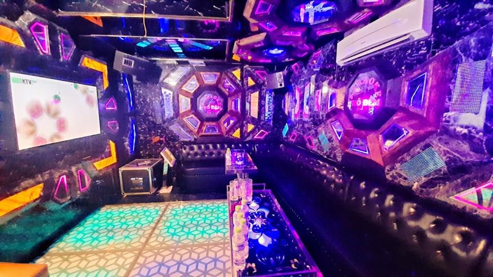 Karaoke Phố Đêm - 6 Trần Quý Cáp