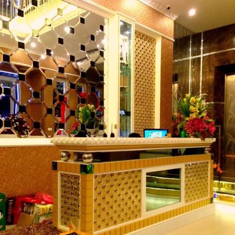 Karaoke Thanh Hằng - Ngõ 135 Đội Cấn