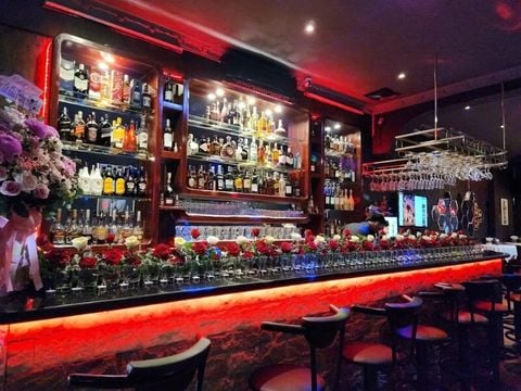 Vedette Cocktail Club - 169 Hoàng Cầu