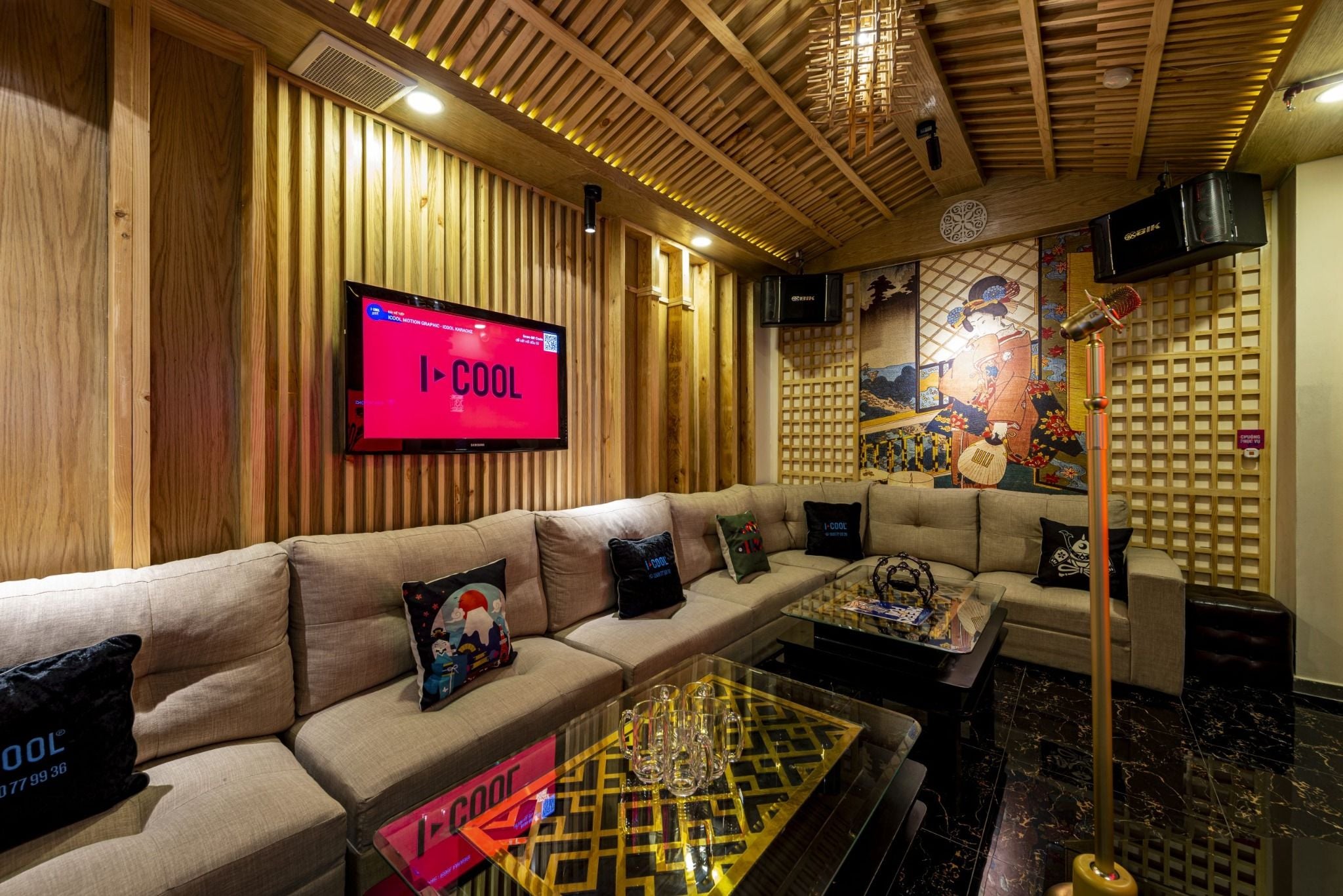 Karaoke Icool - 18/9 Trần Não