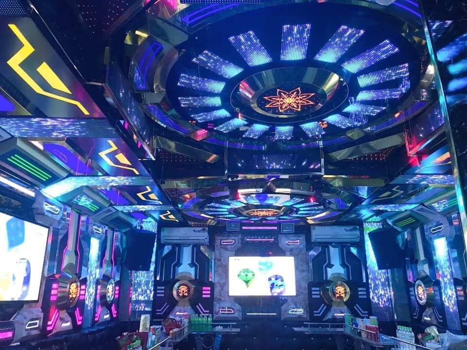 Karaoke Tri Kỷ - Ngõ 172 Phú Diễn
