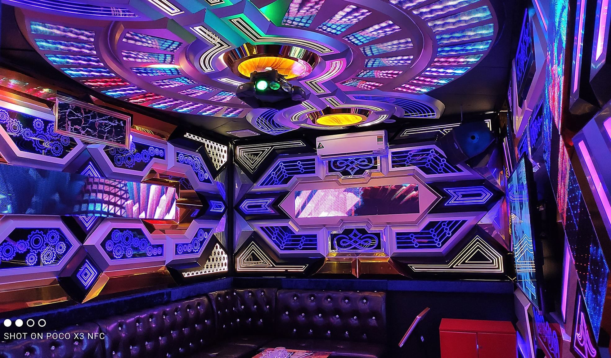 Karaoke Ngọc Trai Đen - 76 Nguyễn Trường Tộ