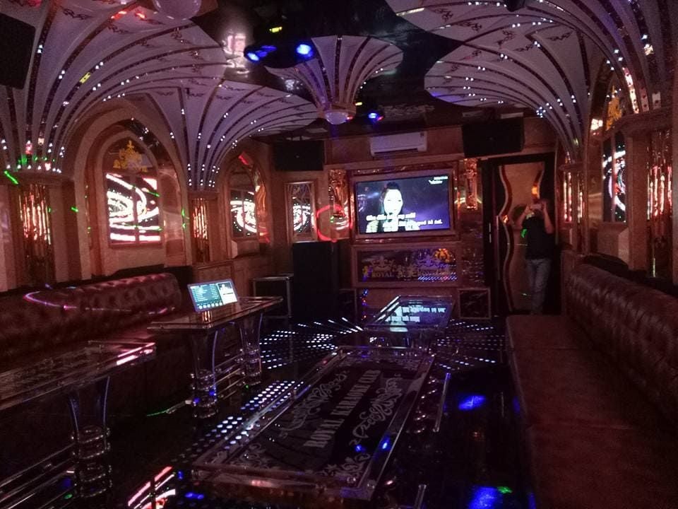 Karaoke Royal Club - 308 Nguyễn Hữu Thọ