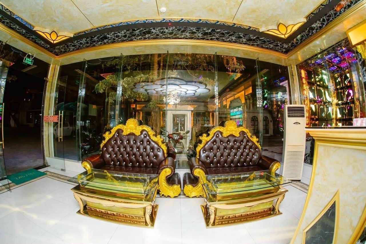 Karaoke Sen Vàng KTV - Khu 9A Bãi Cháy