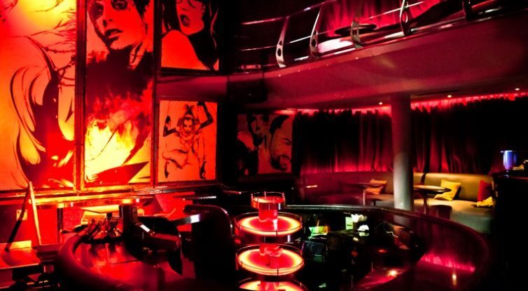 O2O Bar - 11 Hàng Chĩnh