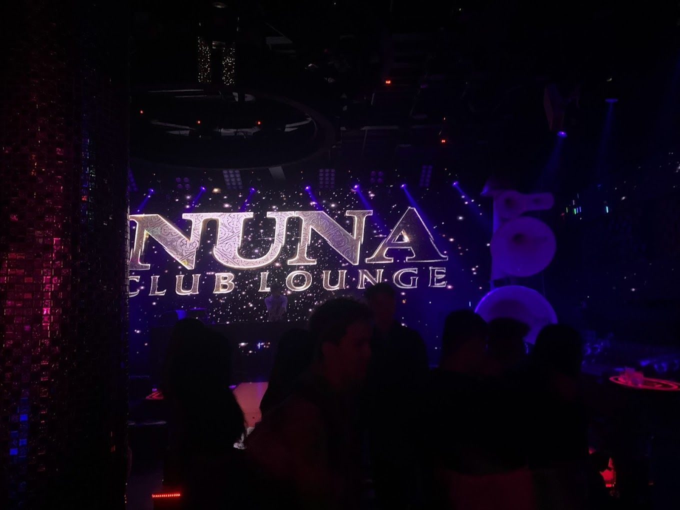 Nuna Club Lounge - 100 Yên Bái