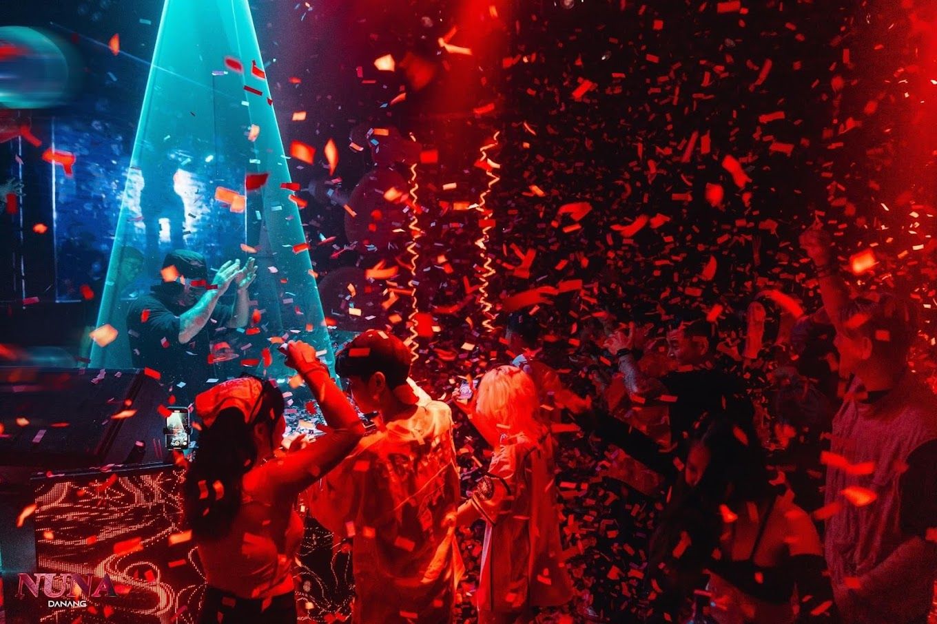 Zon Club - 42H Yên Phụ