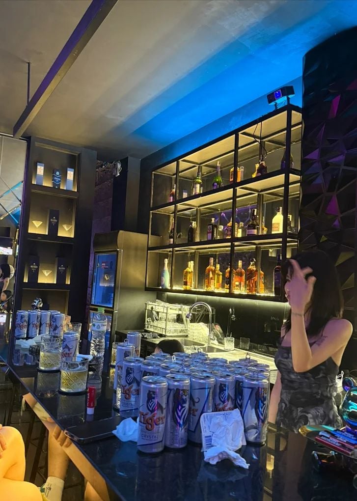 YOKO Bar & Lounge - 111 Dương Đình Nghệ