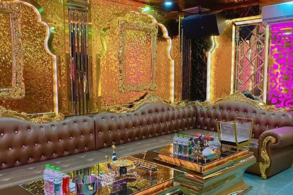 Karaoke Play Boy - 411 Trần Hưng Đạo